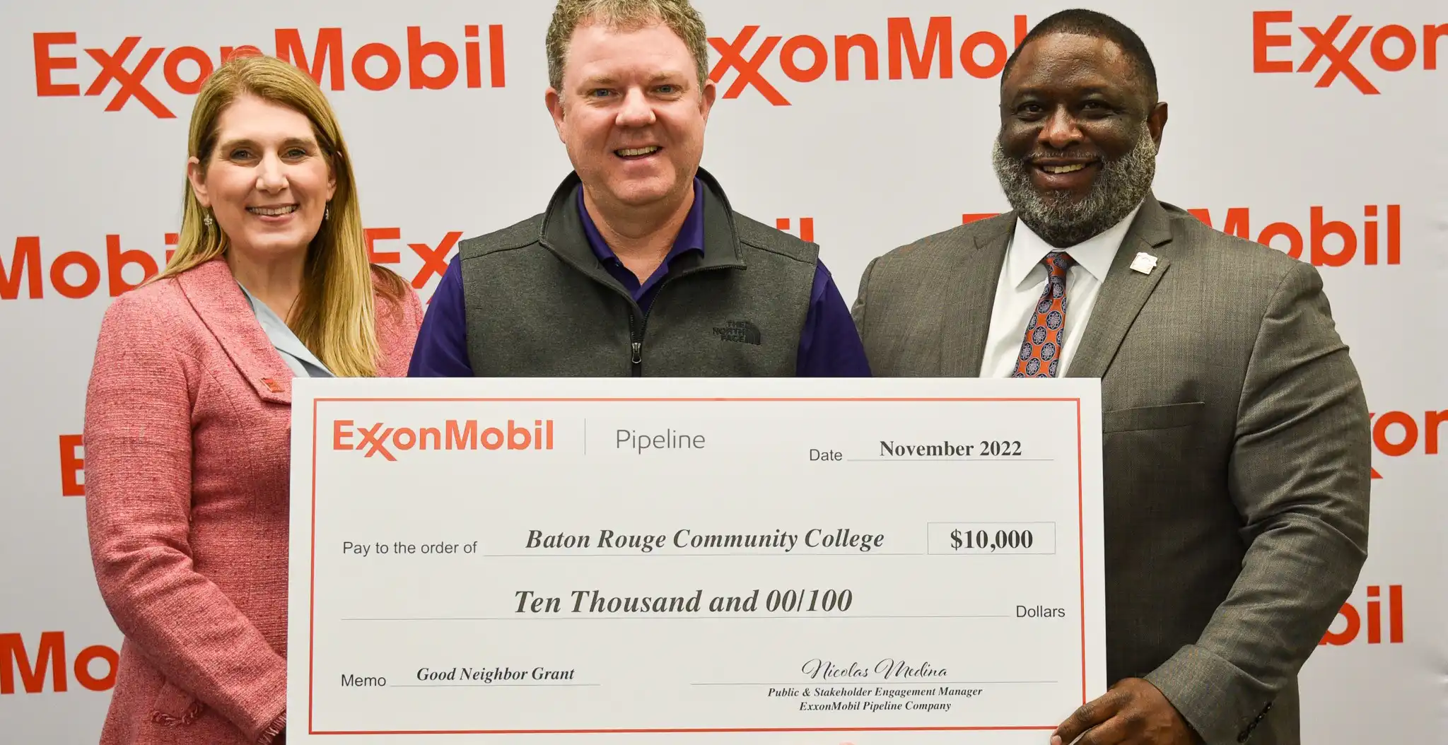 ExxonMobil Pipeline Company presents a $10,000 donation to the Baton Rouge Community College Foundation to assist with workforce development needs and programs. Pictured (l to r): BRCC Vice Chancellor for Institutional Advancement Pilar Blanco Eble, Ed.D., ExxonMobil Pipeline Company Public and  Stakeholder Engagement Lead Michael Smith; and BRCC Chancellor Willie E. Smith, Ph.D.
